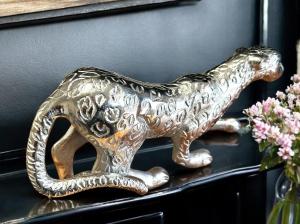 Dekoration schleichender Leopard 27 cm silber