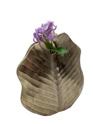 Design Blumenvase in Goldoptik aus Nickel 