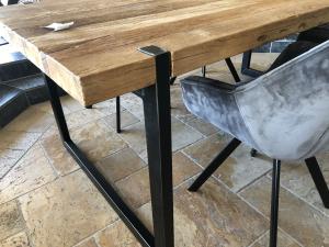 DER TISCHONKEL - Esstische und Couchtische Outlet