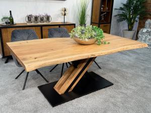 Esstisch mit Baumkante im Format 200 x 95-100 cm "CANYON X" aus Akazie mit Eiche Natur Finishing