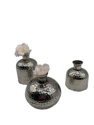 Kleines Blumenvasen-Set aus Nickel
