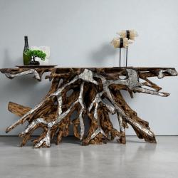 Sideboard aus einer Baumwurzel mit Aluminium