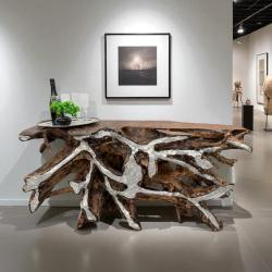 Sideboard aus einer Teak Baumwurzel mit Applikationen aus Aluminium, ca. L:150 x T45 x H81 cm