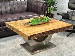 Couchtisch "Deep Island" aus Teakholz, ca. 100 x 83 x 50 cm