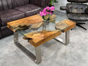 Couchtisch "Natural Landscape" (ca. 100 x 80 x 50,5 cm) aus Teakholz
