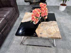 Quadratischer Couchtisch/Designtisch 