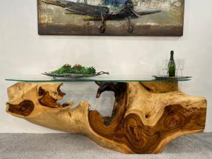 Sideboard aus Holz