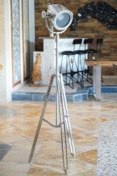 Stehlampe "Studioline" aus Nickelguss (Höhe ausziehbar bis zu ca. 180 cm)
