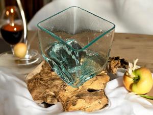 Handgeschnitzte Design Dekoration mit Glaselement