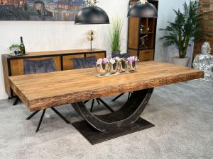 Esstisch / Massivholztisch "Deep Island" ca. 250 x 103-105 x 78 cm aus recyceltem Altholz mit Rohstahlgestell