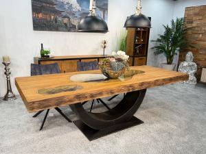 Massiver Teakholztisch mit Halbmond Stahlfuss 250cm