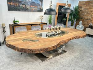 Außergewöhnlicher Esstisch 300 cm Fusion Vollholz massiv