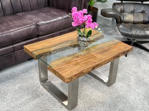 Eckiger Couchtisch "Old Elements" 80 x 60 x 45 cm aus recyceltem Teakholz mit Glas und Edelstahl