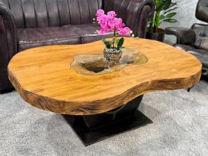 Ovaler Couchtisch Fusion 135 cm aus Holz