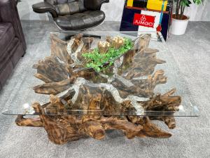 Baumwurzel Couchtisch Root aus Teakholz
