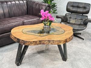 Couchtisch "Atoll", ca. 115 x 78 x 51 cm aus Altholz