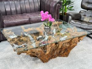 Baumwurzel Couchtisch "Root" aus Teakholz ca. 130 x 90 x 46,5 cm Applikationen aus Aluminium und Glasplatte