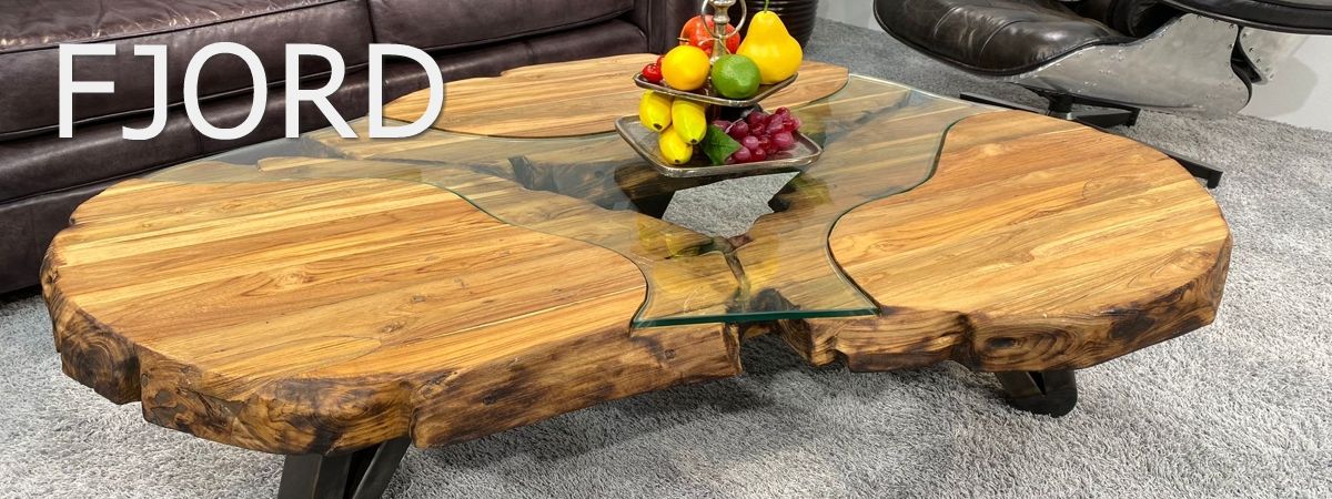 Couchtisch Fjord in Nierenform aus Massivholz & Glas
